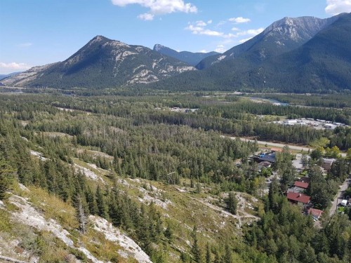 100 Mount Fable Drive, Exshaw, AB 