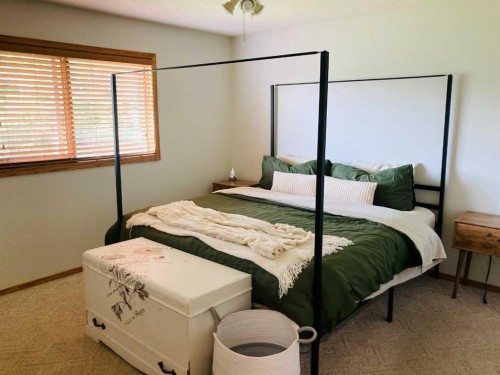 36 Pineview Road, Whitecourt, AB - Indoor Photo Showing Bedroom