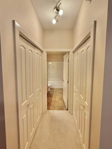 305-109 Seabolt Drive, Hinton, AB - Indoor Photo Showing Other Room