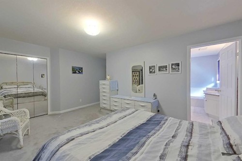 4102 Hees Drive, Athabasca, AB - Indoor Photo Showing Bedroom