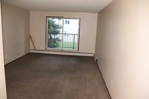 205-1221B West Haven Drive, Edson, AB - Indoor Photo Showing Other Room