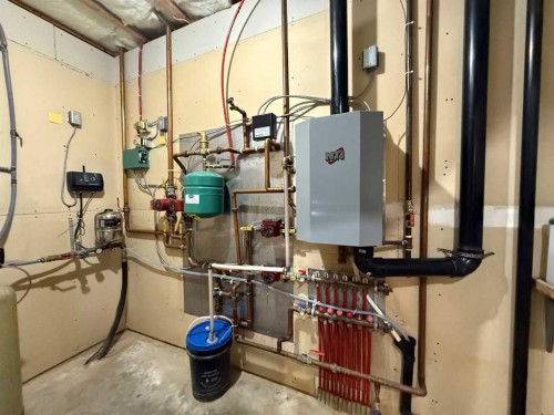 100 Aspen Drive, Athabasca, AB - Indoor Photo Showing Basement