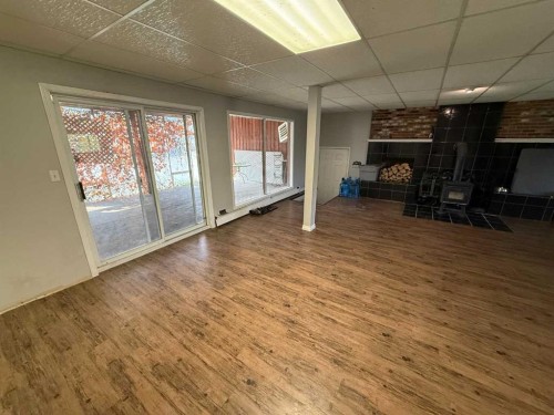 106 West River Road, Hinton, AB - Indoor Photo Showing Other Room