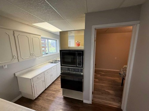 106 West River Road, Hinton, AB - Indoor