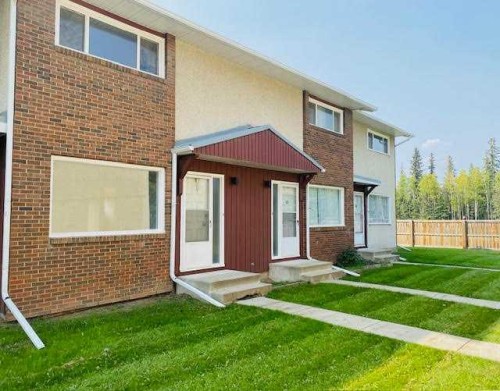 20-441 SWITZER Drive  Hinton, AB T7V 1Z7