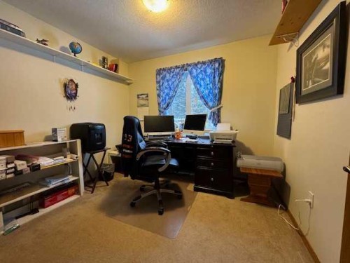 6336 15 Avenue South, Edson, AB - Indoor Photo Showing Office