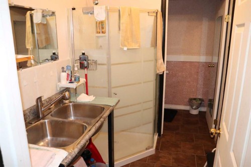 502 50 Street, Edson, AB 