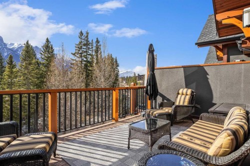 7 Creekside Mews, Canmore, AB - Outdoor With Deck Patio Veranda With Exterior