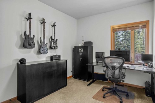 7 Creekside Mews, Canmore, AB - Indoor Photo Showing Office