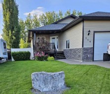 114 Poplar Drive  Whitecourt, AB T7S 1X1