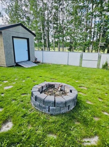 114 Poplar Drive, Whitecourt, AB - Outdoor