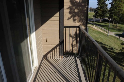 201A-5611 10 Avenue, Edson, AB - Outdoor With Balcony With Exterior