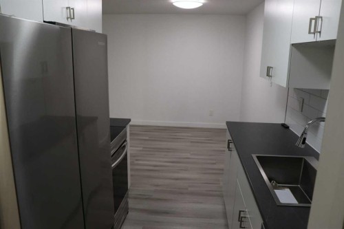 201A-5611 10 Avenue, Edson, AB - Indoor Photo Showing Other Room