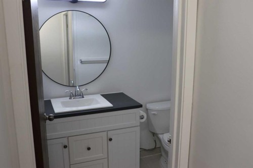 201A-5611 10 Avenue, Edson, AB - Indoor Photo Showing Other Room