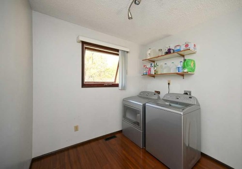640052 Range Road 233, Rural Athabasca County, AB - Indoor Photo Showing Laundry Room