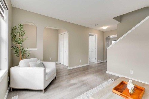 67 Saddlebrook Place Ne, Calgary, AB - Indoor Photo Showing Living Room