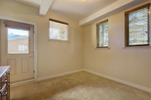 203-901 8Th Avenue, Canmore, AB - Indoor Photo Showing Other Room
