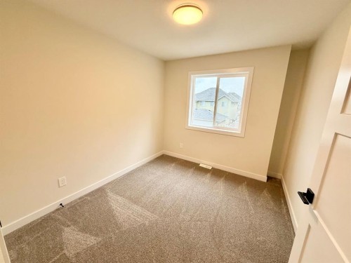 328B Boutin Avenue, Hinton, AB - Indoor Photo Showing Other Room
