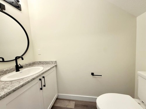 328B Boutin Avenue, Hinton, AB - Indoor Photo Showing Bathroom
