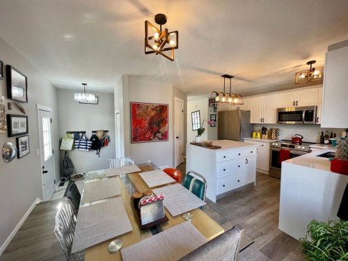 5108 18 Avenue, Edson, AB - Indoor