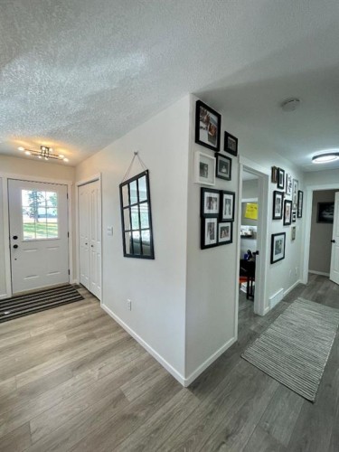 5108 18 Avenue, Edson, AB - Indoor Photo Showing Other Room