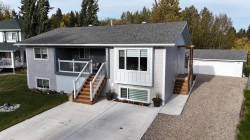 5108 18 Avenue  Edson, AB T7E 1X3