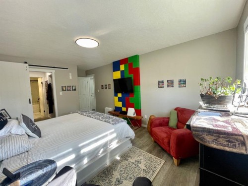 5108 18 Avenue, Edson, AB - Indoor Photo Showing Bedroom