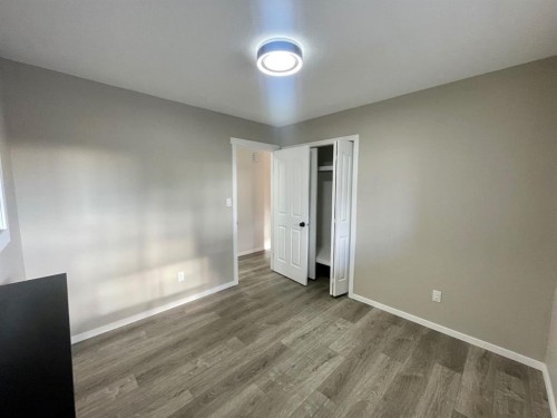 5108 18 Avenue, Edson, AB - Indoor Photo Showing Other Room