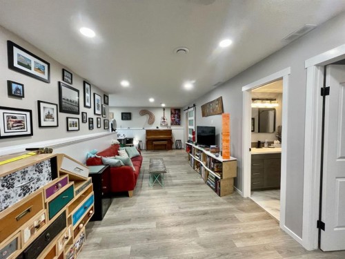 5108 18 Avenue, Edson, AB - Indoor