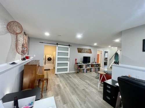 5108 18 Avenue, Edson, AB - Indoor