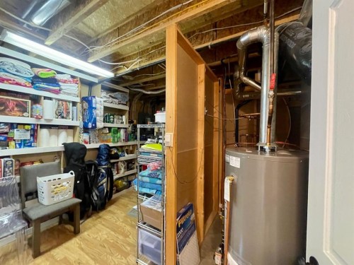 5108 18 Avenue, Edson, AB - Indoor