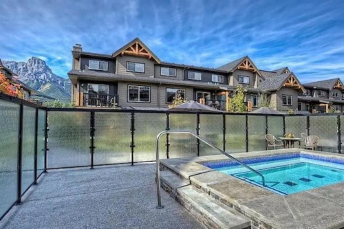 5103-250 2Nd Avenue, Dead Man'S Flats, AB - Outdoor With In Ground Pool