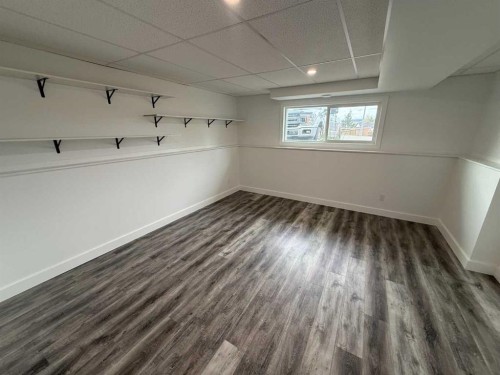 117 Plante Cove, Hinton, AB - Indoor Photo Showing Other Room