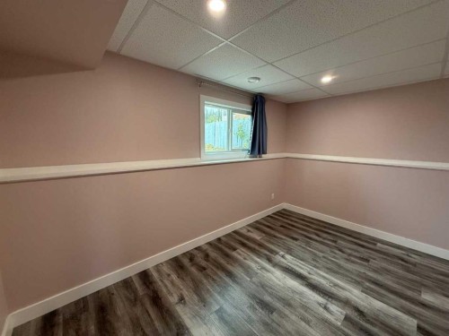 117 Plante Cove, Hinton, AB - Indoor Photo Showing Other Room
