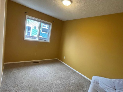 5 Hillside Crescent, Swan Hills, AB - Indoor Photo Showing Other Room