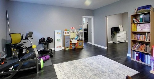 6138 11 Avenue, Edson, AB - Indoor