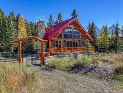 15 Canyon Road  Canmore, AB T1W 1G3