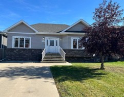 313 12 Street SE Slave Lake, AB T0G 2A3