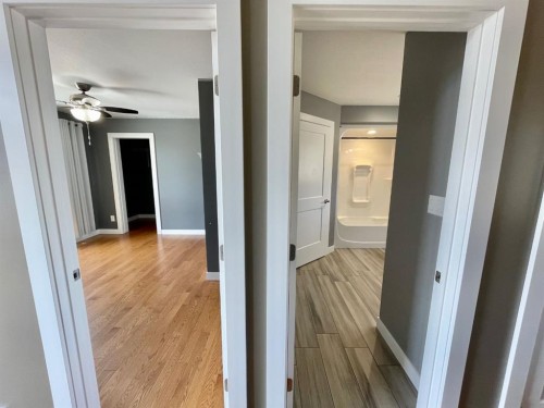 6701 15 Avenue, Edson, AB - Indoor Photo Showing Other Room