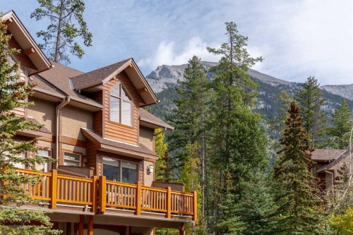 2-300 Eagle Terrace Road, Canmore, AB - Outdoor