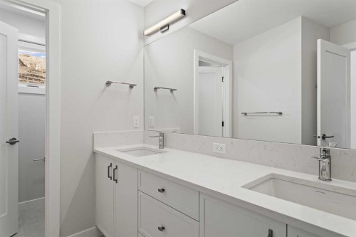 201J-209 Stewart Creek Rise, Canmore, AB - Indoor Photo Showing Bathroom
