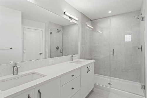 201J-209 Stewart Creek Rise, Canmore, AB - Indoor Photo Showing Bathroom