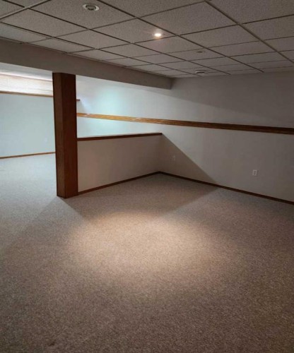 300 Hammond Drive, Fox Creek, AB - Indoor