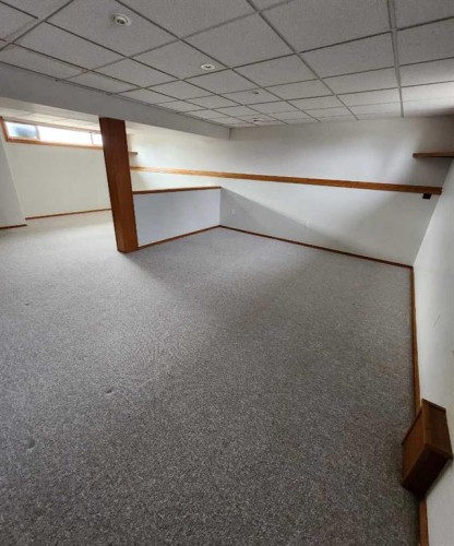 300 Hammond Drive, Fox Creek, AB - Indoor Photo Showing Other Room