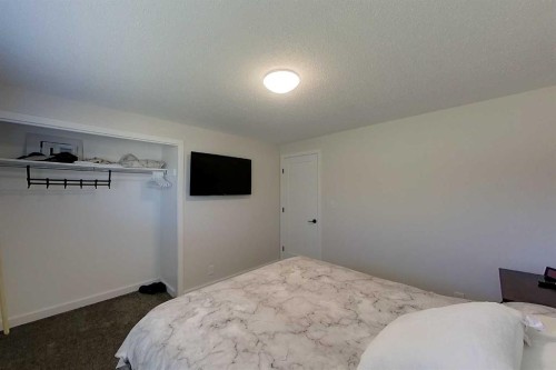 1014 10 Street, Smith, AB - Indoor Photo Showing Bedroom