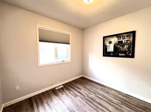 309 Eaton Drive, Hinton, AB - Indoor Photo Showing Other Room