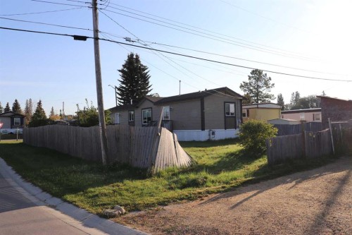 810 52 Street, Edson, AB - Outdoor