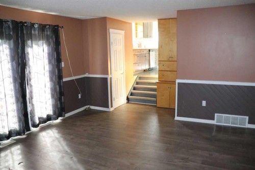 5505 13 Avenue, Edson, AB - Indoor Photo Showing Other Room