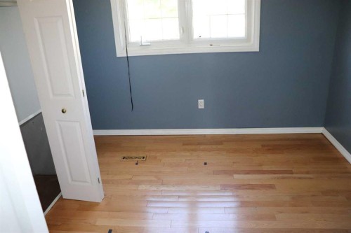 5505 13 Avenue, Edson, AB - Indoor Photo Showing Other Room