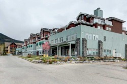 204-1151 Sidney Street  Canmore, AB T1W 3G1